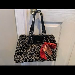 Coach shoulder bag